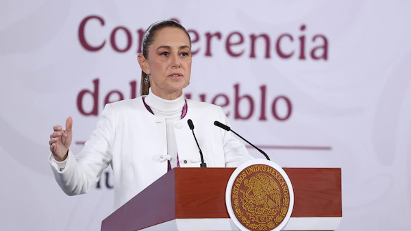 Mano dura contra extorsión a migrantes: Sheinbaum anuncia cese de dos agentes de Migración