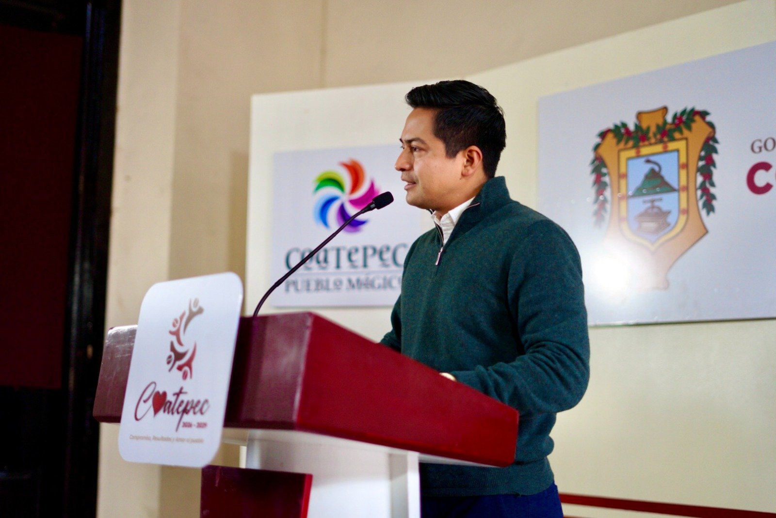 Alcalde encabeza conferencia mañanera con acciones concretas en servicios públicos, finanzas, cultura y desarrollo turístico